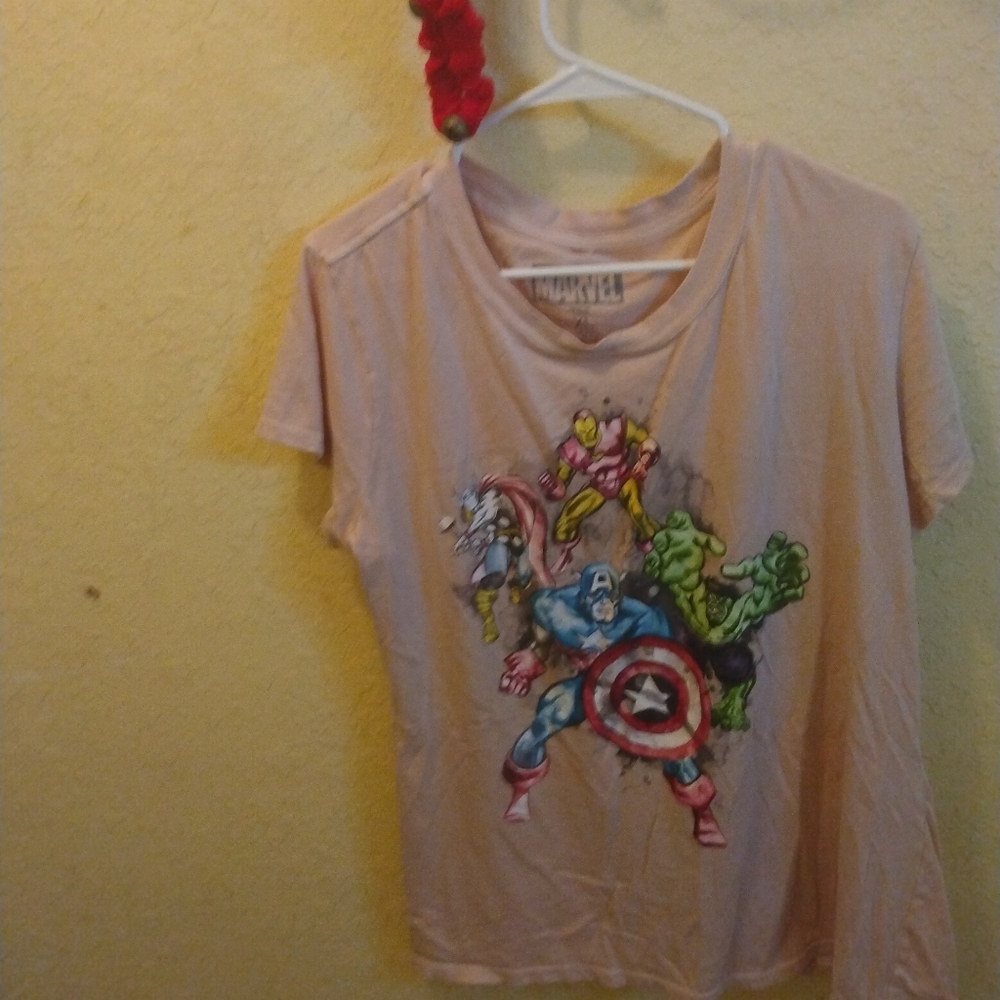 Women's Marvel XL T-shirt - Picture 2 of 6
